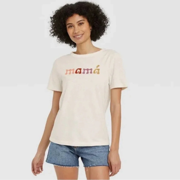 Universal Thread Tops - Universal Thread / Target ‘MAMA’ Short Sleeve T-Shirt Size Large